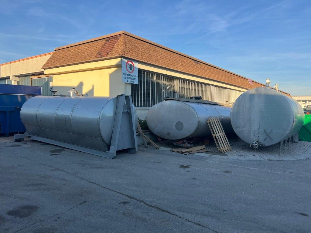 CISTERNA SCARRABILE USATA - Kontajner abroll: obrázok 5 CISTERNA SCARRABILE USATA - Kontajner abroll: obrázok 5