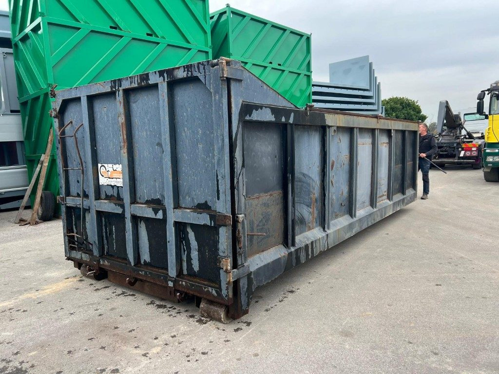 CONTAINER SCARRABILE USATO CON COPERCHIO - Kontajner abroll: obrázok 4 CONTAINER SCARRABILE USATO CON COPERCHIO - Kontajner abroll: obrázok 4