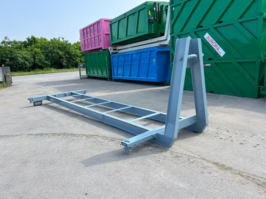 CULLA SCARRABILE NUOVA TWIST LOCK PER CASSE MARITT - Kontajner abroll: obrázok 2 CULLA SCARRABILE NUOVA TWIST LOCK PER CASSE MARITT - Kontajner abroll: obrázok 2