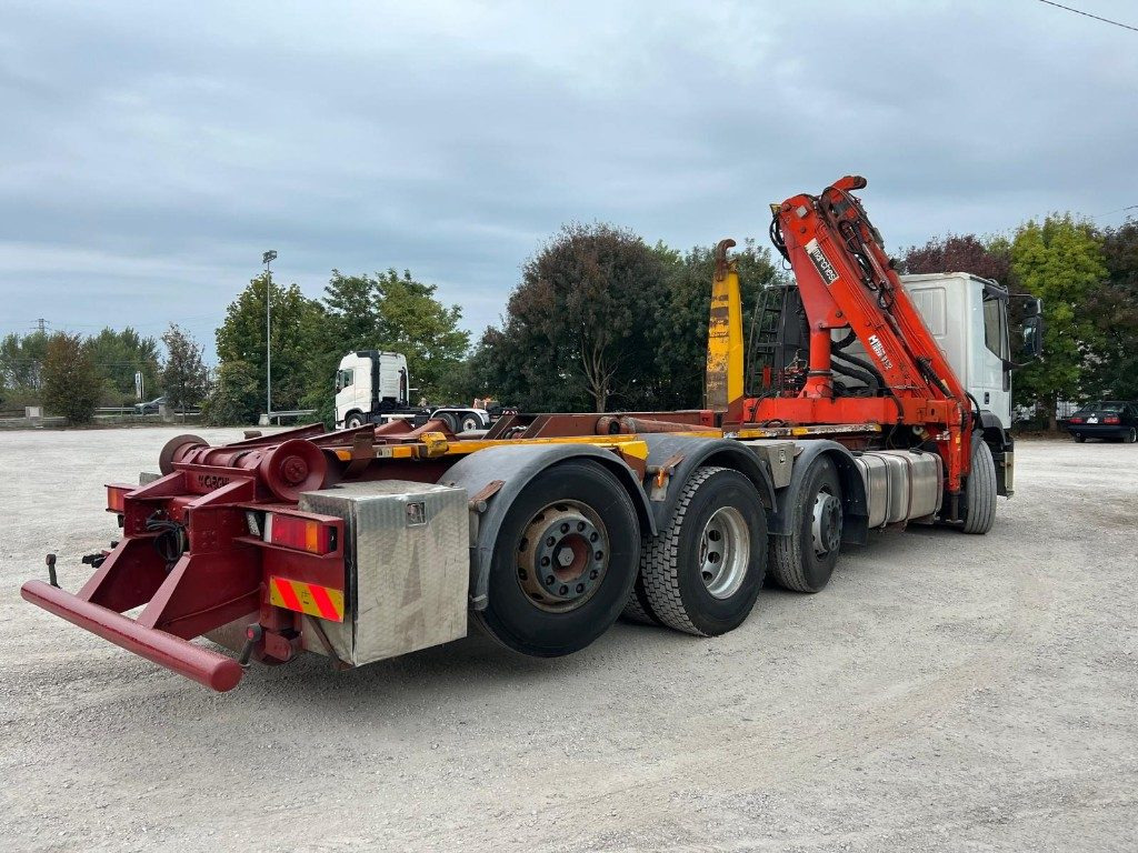 IVECO 260E43 EUROTECH USATO SCARRABILE CON GRU - Hákový nosič kontajnerov: obrázok 3 IVECO 260E43 EUROTECH USATO SCARRABILE CON GRU - Hákový nosič kontajnerov: obrázok 3