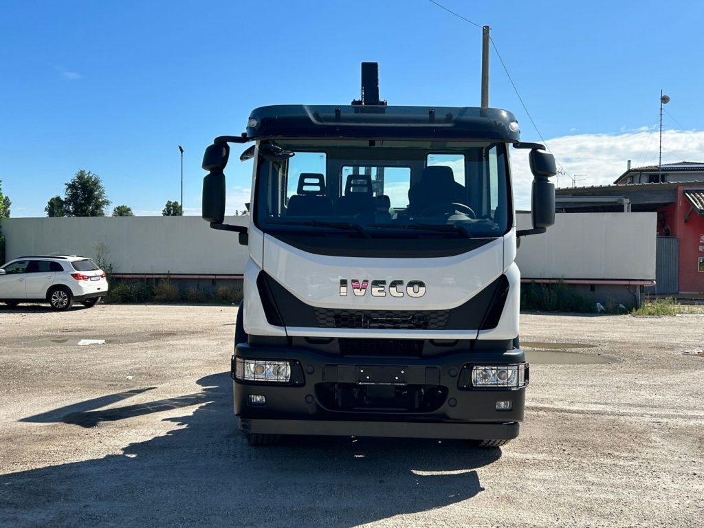 IVECO EUROCARGO 180E32K NUOVO SCARRABILE - Hákový nosič kontajnerov: obrázok 2 IVECO EUROCARGO 180E32K NUOVO SCARRABILE - Hákový nosič kontajnerov: obrázok 2