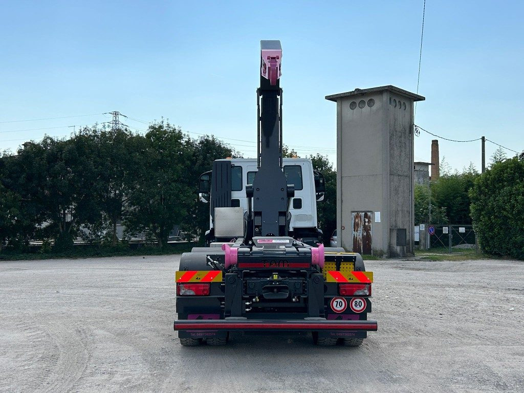 IVECO TRAKKER T-WAY AD380T NUOVO SCARRABILE - Hákový nosič kontajnerov: obrázok 4 IVECO TRAKKER T-WAY AD380T NUOVO SCARRABILE - Hákový nosič kontajnerov: obrázok 4