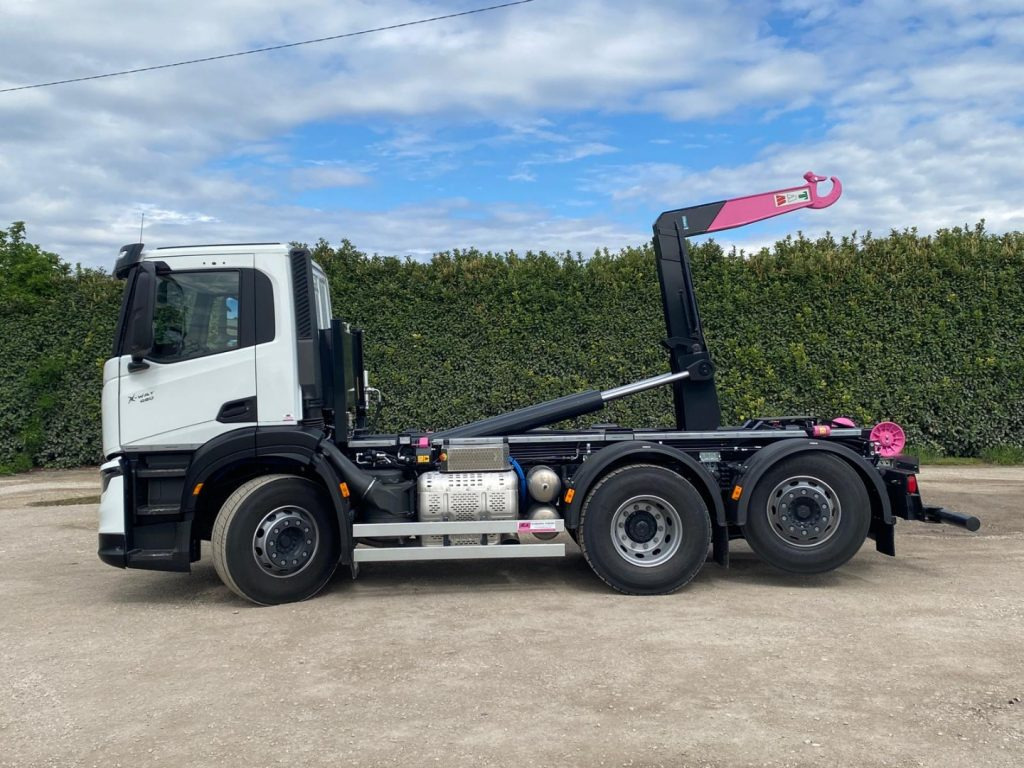 IVECO X-WAY AD280X48Y NUOVO SCARRABILE PASSO 3120 - Hákový nosič kontajnerov: obrázok 3 IVECO X-WAY AD280X48Y NUOVO SCARRABILE PASSO 3120 - Hákový nosič kontajnerov: obrázok 3