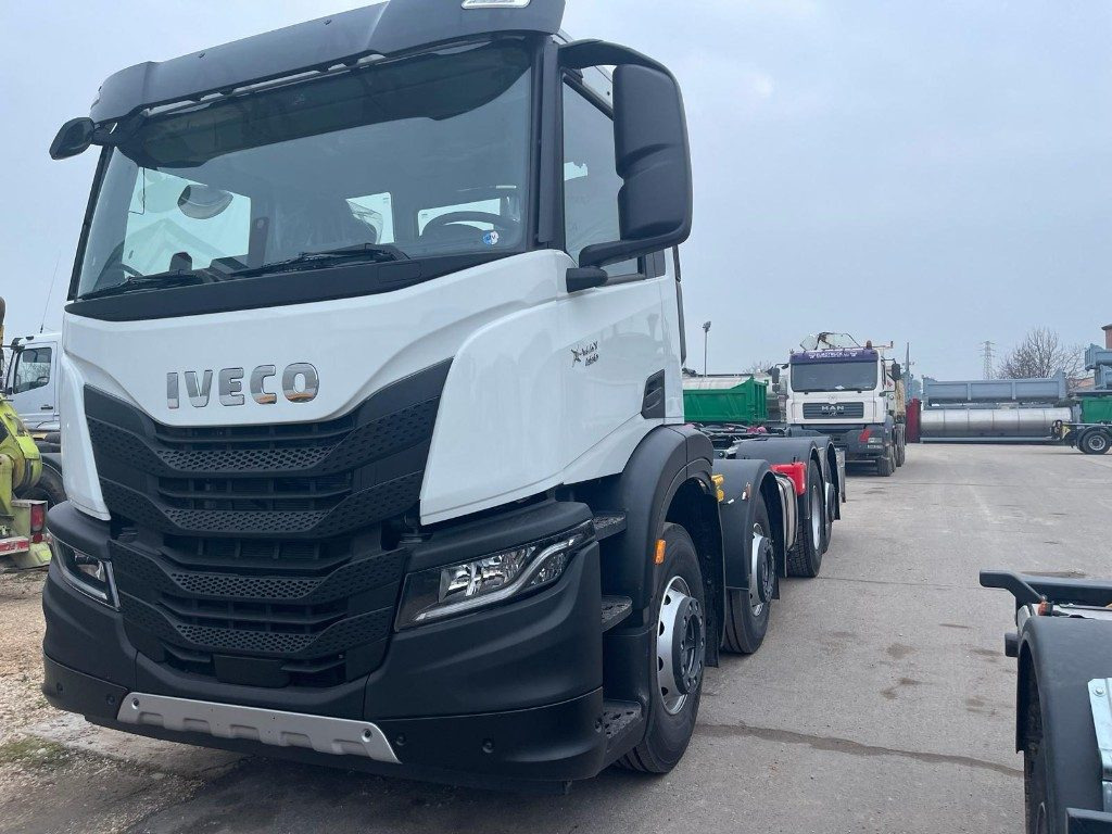 IVECO X-WAY AD350X480YPS SCARRABILE NUOVO - Hákový nosič kontajnerov: obrázok 2 IVECO X-WAY AD350X480YPS SCARRABILE NUOVO - Hákový nosič kontajnerov: obrázok 2
