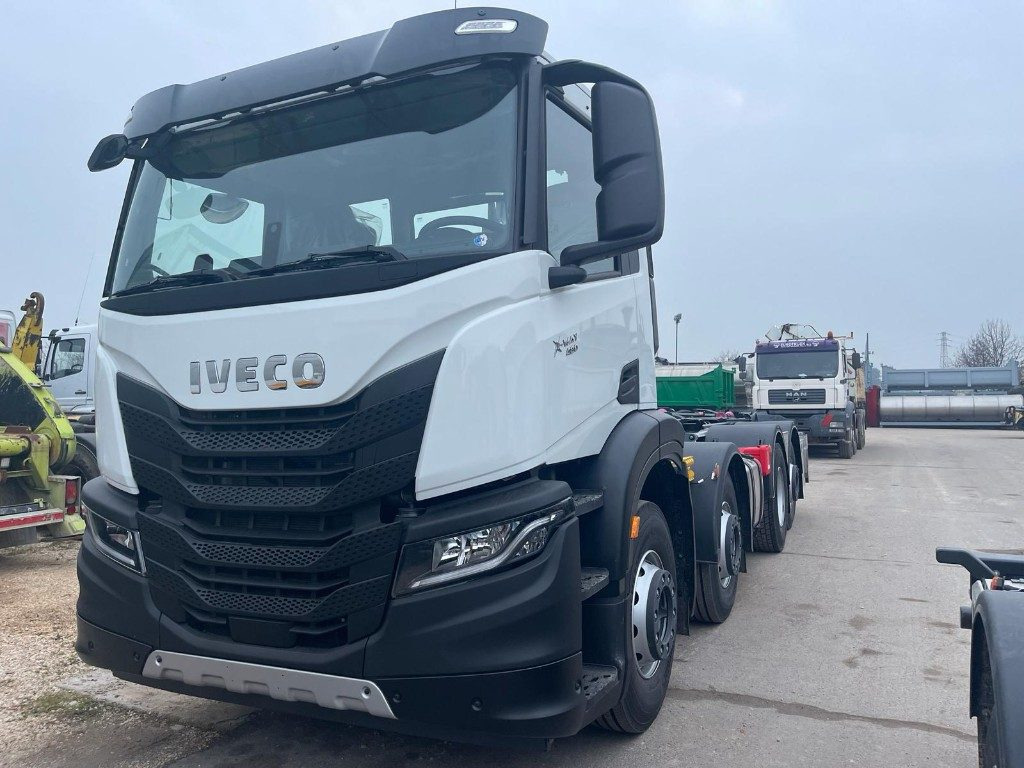 IVECO X-WAY AD350X480YPS SCARRABILE NUOVO - Hákový nosič kontajnerov: obrázok 1 IVECO X-WAY AD350X480YPS SCARRABILE NUOVO - Hákový nosič kontajnerov: obrázok 1