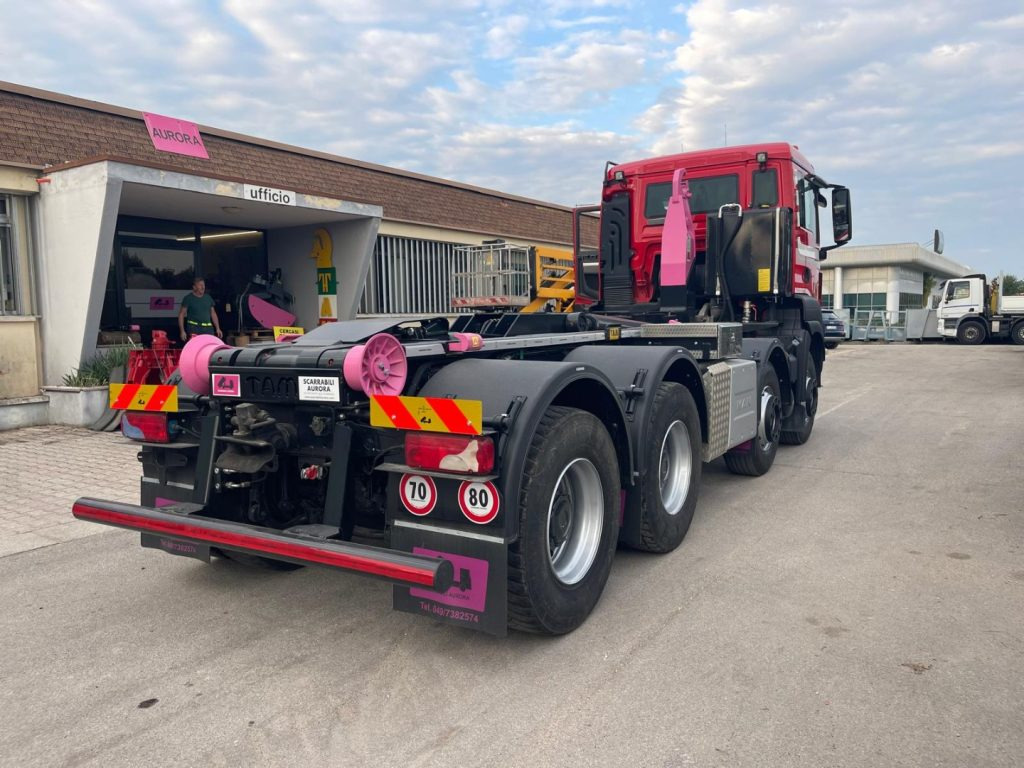 MAN TGS 41.480 SCARRABILE - Hákový nosič kontajnerov: obrázok 3 MAN TGS 41.480 SCARRABILE - Hákový nosič kontajnerov: obrázok 3