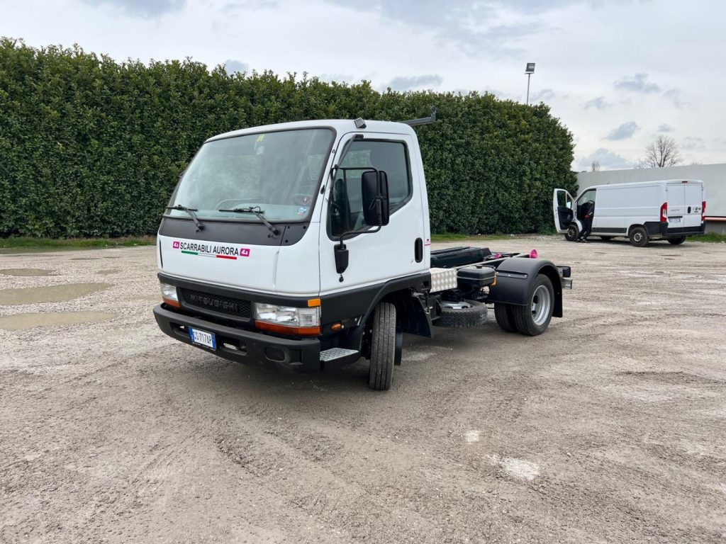 MITSUBISHI CANTER 3.0 SCARRABILE - Hákový nosič kontajnerov: obrázok 1 MITSUBISHI CANTER 3.0 SCARRABILE - Hákový nosič kontajnerov: obrázok 1