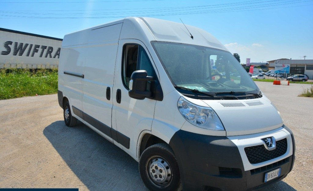 PEUGEOT FURGONE PEUGEOT - Furgon: obrázok 3 PEUGEOT FURGONE PEUGEOT - Furgon: obrázok 3