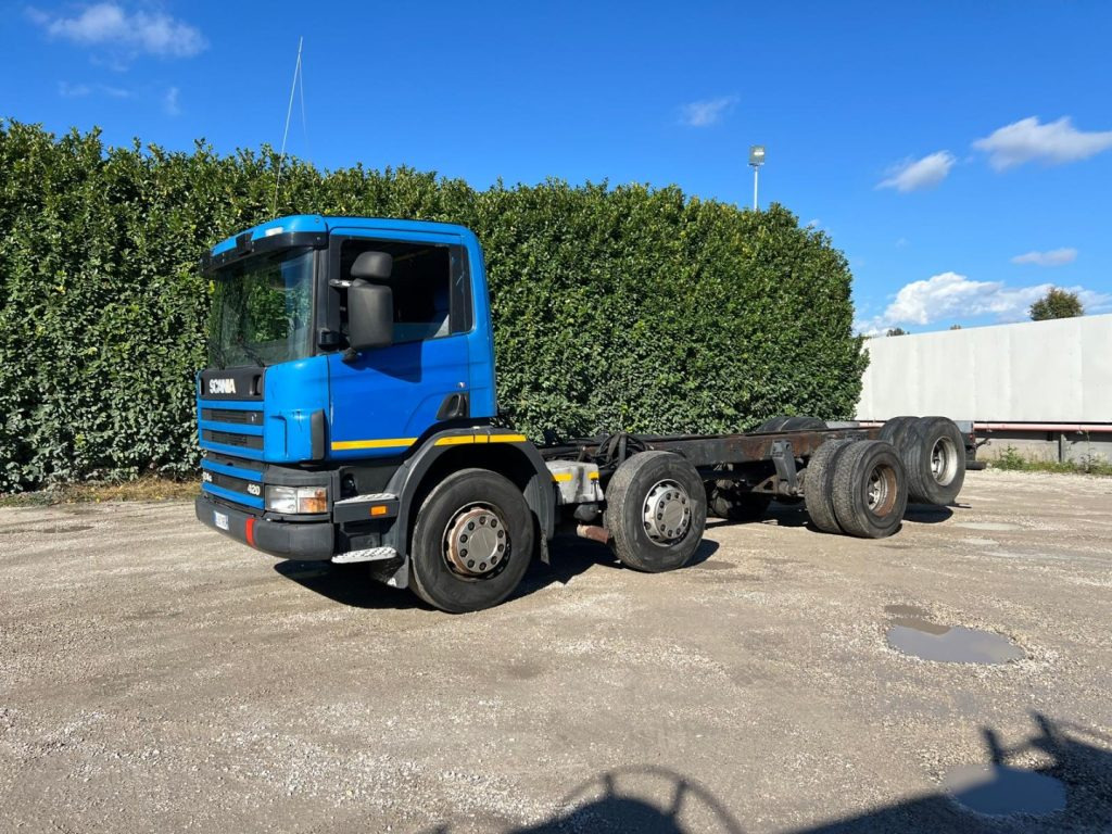 SCANIA 124GB 420 A TELAIO - Podvozek s kabinou: obrázok 3 SCANIA 124GB 420 A TELAIO - Podvozek s kabinou: obrázok 3