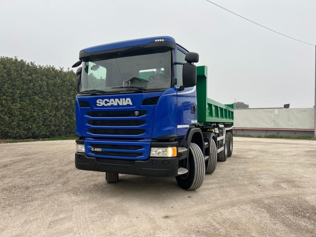 SCANIA G450 SCARRABILE - Hákový nosič kontajnerov: obrázok 2 SCANIA G450 SCARRABILE - Hákový nosič kontajnerov: obrázok 2