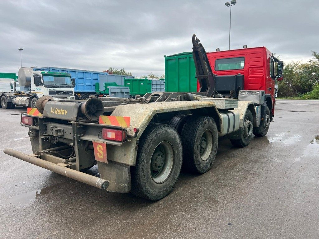 VOLVO FM460 SCARRABILE 8X4 - Hákový nosič kontajnerov: obrázok 3 VOLVO FM460 SCARRABILE 8X4 - Hákový nosič kontajnerov: obrázok 3