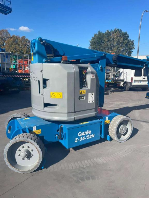 Genie Z34/22N - Kĺbová pracovná plošina: obrázok 2 Genie Z34/22N - Kĺbová pracovná plošina: obrázok 2