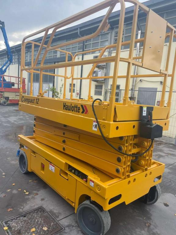 Haulotte COMPACT 12 - Samohybná plošiny: obrázok 4 Haulotte COMPACT 12 - Samohybná plošiny: obrázok 4