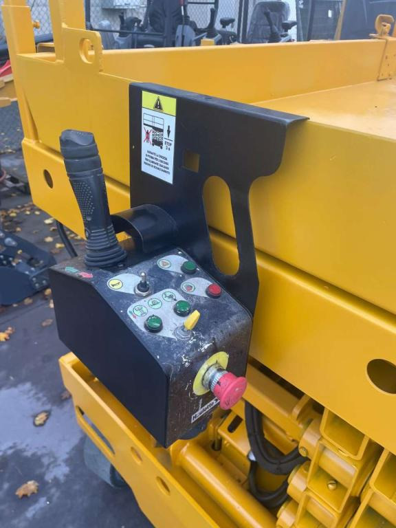 Haulotte COMPACT 12 - Samohybná plošiny: obrázok 2 Haulotte COMPACT 12 - Samohybná plošiny: obrázok 2