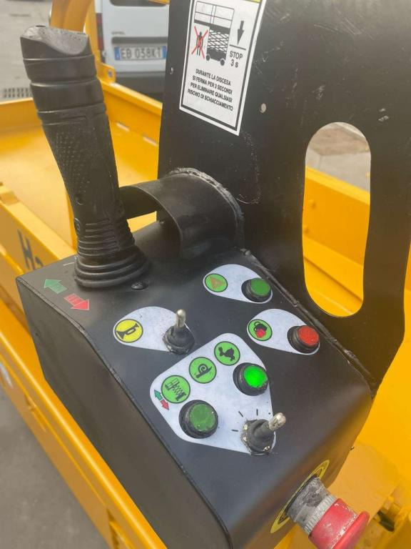 Haulotte OPTIMUM 8 - Samohybná plošiny: obrázok 2 Haulotte OPTIMUM 8 - Samohybná plošiny: obrázok 2