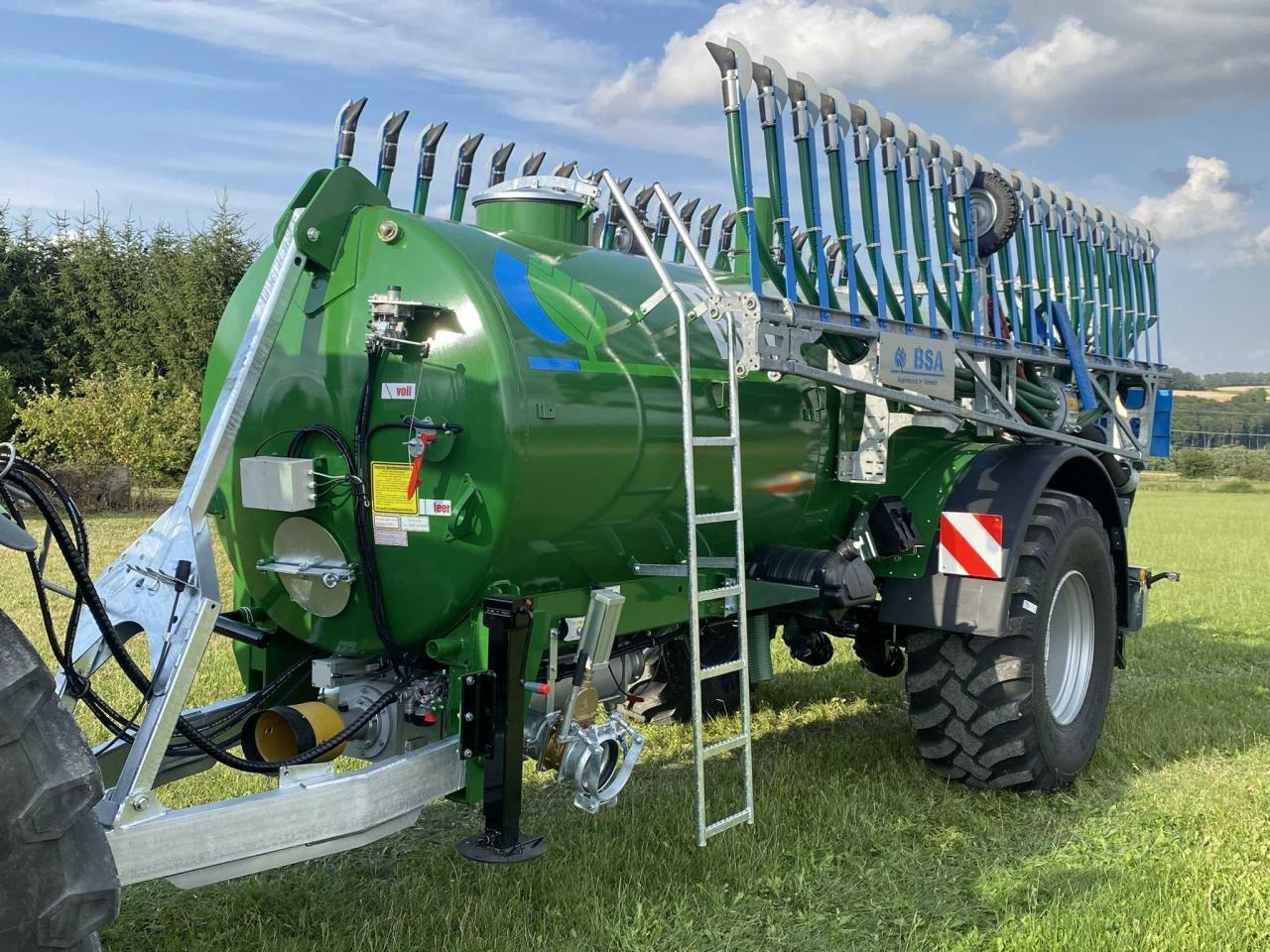 BSA PTW 9E mit Bomech 12 - Technika pro aplikaci hnoja: obrázok 2 BSA PTW 9E mit Bomech 12 - Technika pro aplikaci hnoja: obrázok 2