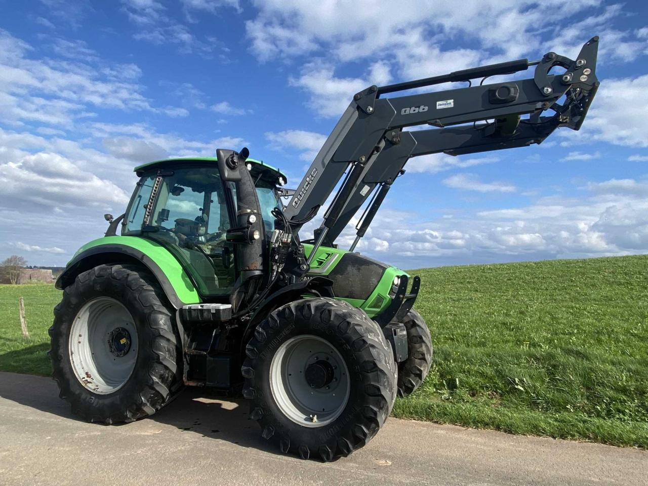 Deutz-Fahr 6150.4 Agrotron TTV - Traktor: obrázok 1 Deutz-Fahr 6150.4 Agrotron TTV - Traktor: obrázok 1