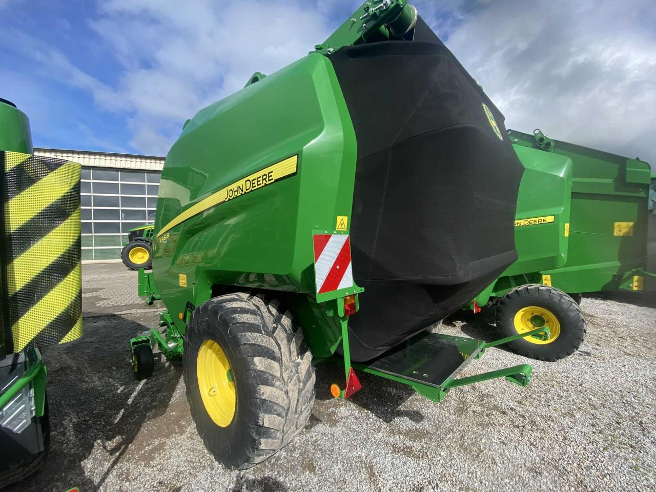John Deere V461 R - 671 Bunde - Lis na okrúhle balíky: obrázok 4 John Deere V461 R - 671 Bunde - Lis na okrúhle balíky: obrázok 4