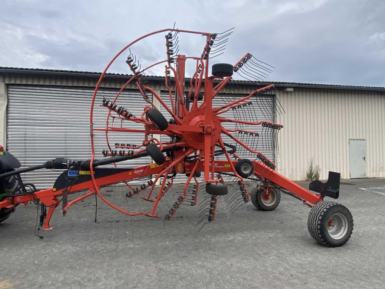 Kuhn GA 8731 - Obracač sena: obrázok 1 Kuhn GA 8731 - Obracač sena: obrázok 1