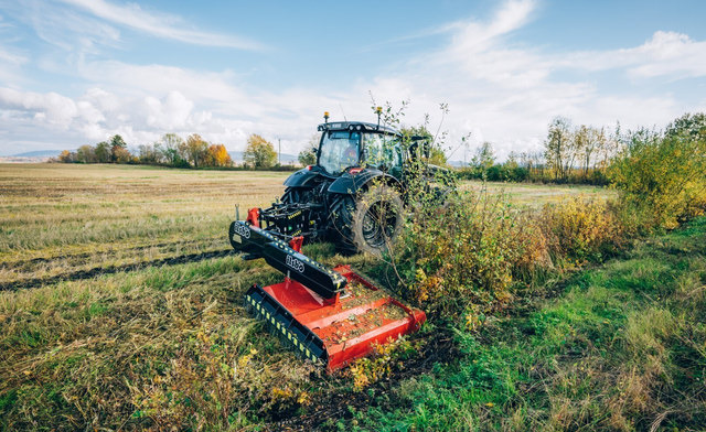 IlsboM160 Standart - Stranový mulčovač: obrázok 1 IlsboM160 Standart - Stranový mulčovač: obrázok 1