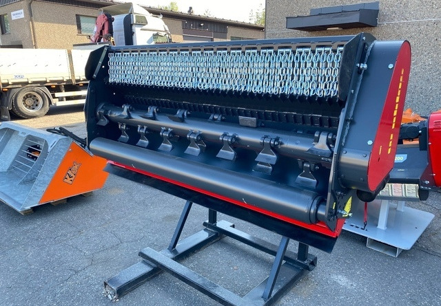 Seppi MH7 ja SMO-H3-125 - Kladivkový mulčovač: obrázok 1 Seppi MH7 ja SMO-H3-125 - Kladivkový mulčovač: obrázok 1