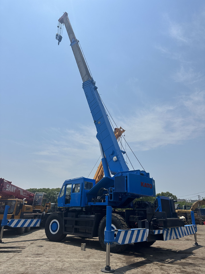 KATO KR500H SS500 KR50H 50 Ton rough terrain crane - Terénny žeriav: obrázok 5 KATO KR500H SS500 KR50H 50 Ton rough terrain crane - Terénny žeriav: obrázok 5
