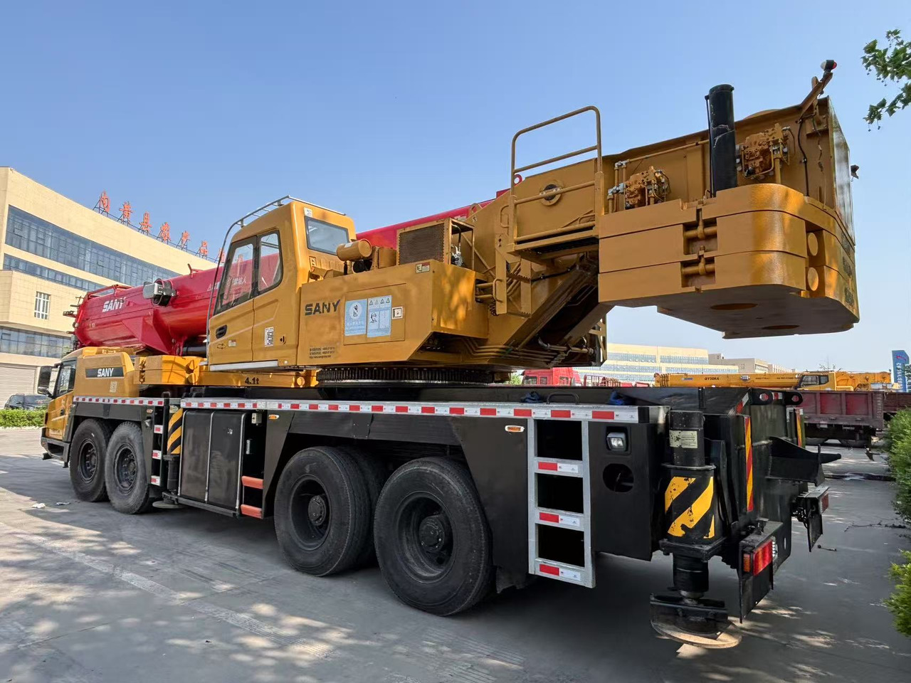 SANY STC800T6 STC80T6 STC800T5 STC80T5 80ton truck crane - Autožeriav: obrázok 3 SANY STC800T6 STC80T6 STC800T5 STC80T5 80ton truck crane - Autožeriav: obrázok 3