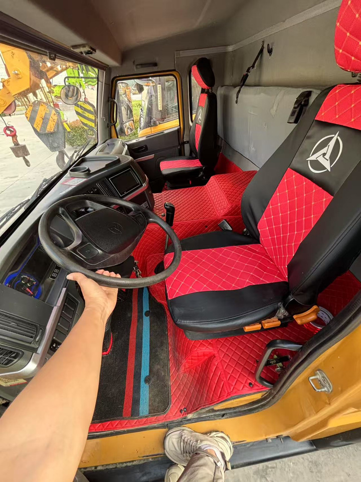 SANY STC800T6 STC80T6 STC800T5 STC80T5 80ton truck crane - Autožeriav: obrázok 5 SANY STC800T6 STC80T6 STC800T5 STC80T5 80ton truck crane - Autožeriav: obrázok 5