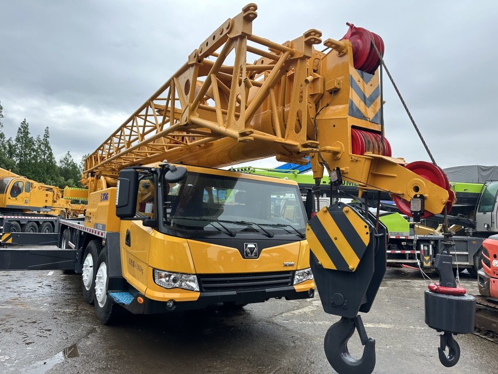 XCMG 70 ton QY70KC XCT75 QY75K QY70KS QY50KC QY100K xct80 truck crane - Autožeriav: obrázok 3 XCMG 70 ton QY70KC XCT75 QY75K QY70KS QY50KC QY100K xct80 truck crane - Autožeriav: obrázok 3