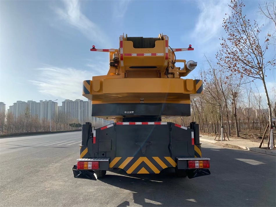 XCMG QY100K 100TON - Autožeriav: obrázok 3 XCMG QY100K 100TON - Autožeriav: obrázok 3