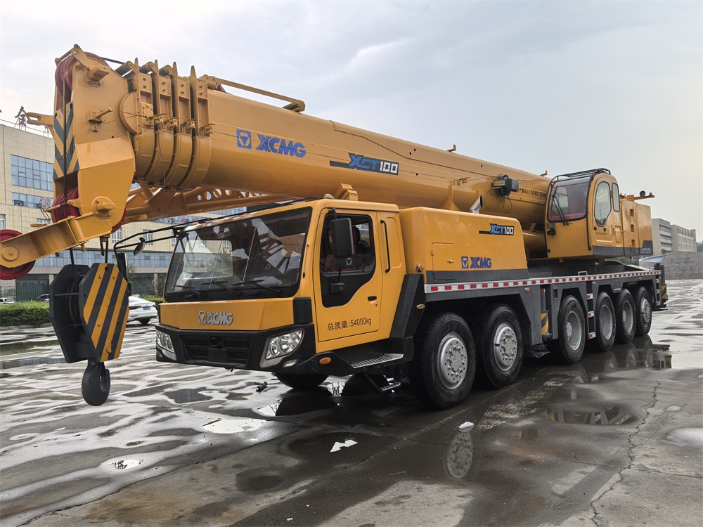 XCMG QY100K QY100K-1 100 ton 130 ton 160t truck crane - Autožeriav: obrázok 1 XCMG QY100K QY100K-1 100 ton 130 ton 160t truck crane - Autožeriav: obrázok 1