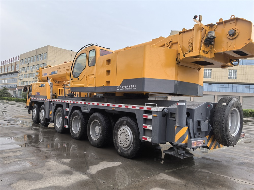XCMG QY100K QY100K-1 100 ton 130 ton 160t truck crane - Autožeriav: obrázok 4 XCMG QY100K QY100K-1 100 ton 130 ton 160t truck crane - Autožeriav: obrázok 4