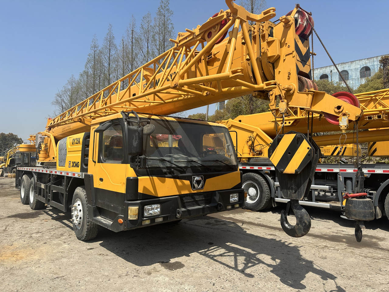 XCMG QY25K 25 ton truck crane - Autožeriav: obrázok 2 XCMG QY25K 25 ton truck crane - Autožeriav: obrázok 2