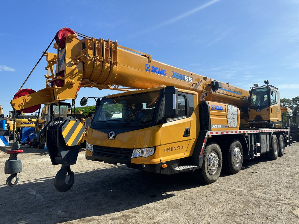 XCMG XCT55 XCT50 QY50KC QY50KA 55 ton 50 ton truck crane - Autožeriav: obrázok 1 XCMG XCT55 XCT50 QY50KC QY50KA 55 ton 50 ton truck crane - Autožeriav: obrázok 1