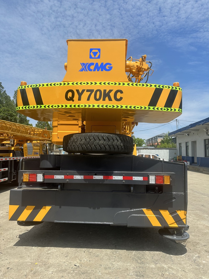 XCMG qy70kc xct75 qy75kc 75 ton truck crane - Autožeriav: obrázok 5 XCMG qy70kc xct75 qy75kc 75 ton truck crane - Autožeriav: obrázok 5