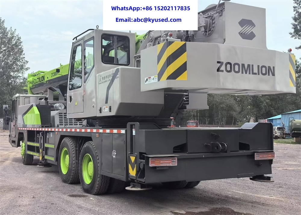 ZOOMLION ZTC300V 30ton - Autožeriav: obrázok 4 ZOOMLION ZTC300V 30ton - Autožeriav: obrázok 4