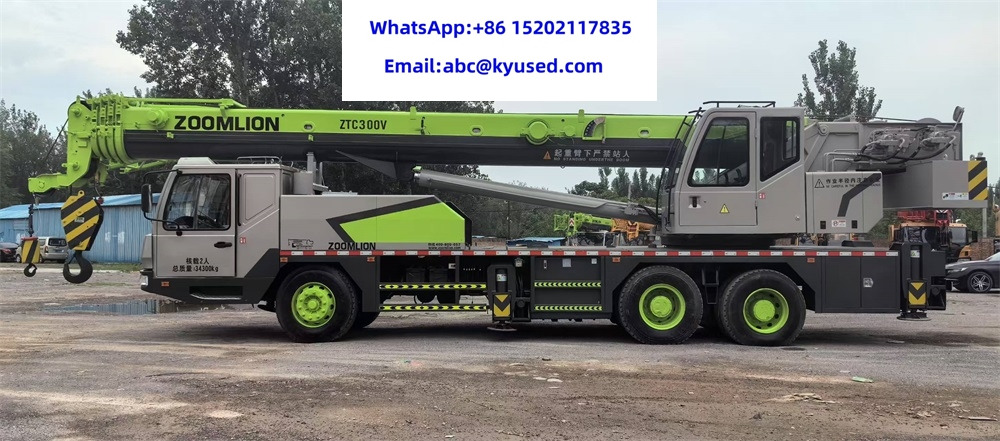 ZOOMLION ZTC300V 30ton - Autožeriav: obrázok 5 ZOOMLION ZTC300V 30ton - Autožeriav: obrázok 5