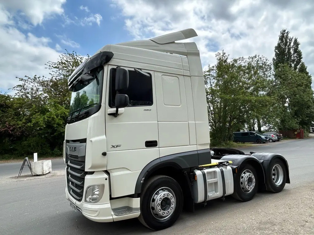 DAF XF 105 - Ťahač: obrázok 5 DAF XF 105 - Ťahač: obrázok 5