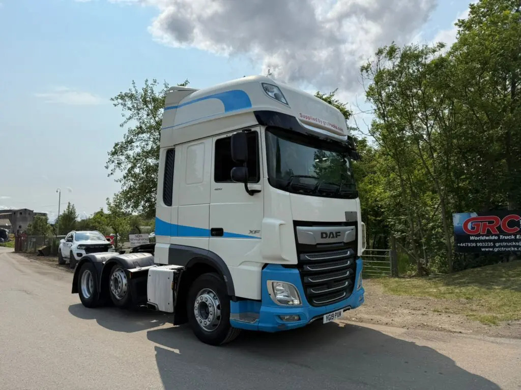 DAF XF 105 - Ťahač: obrázok 4 DAF XF 105 - Ťahač: obrázok 4