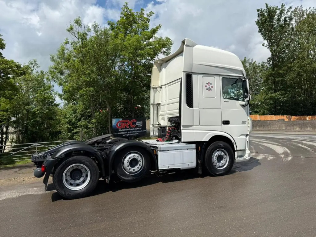 DAF XF 105 - Ťahač: obrázok 4 DAF XF 105 - Ťahač: obrázok 4