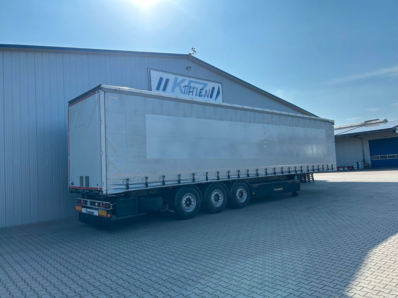 Krone SDP27 | Liftachse, Palettenkasten, Iceprotect - Plachtový náves: obrázok 5 Krone SDP27 | Liftachse, Palettenkasten, Iceprotect - Plachtový náves: obrázok 5