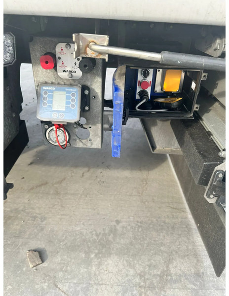 Kraker 92 M3 10mm floor - Náves s posuvnou podlahou: obrázok 4 Kraker 92 M3 10mm floor - Náves s posuvnou podlahou: obrázok 4