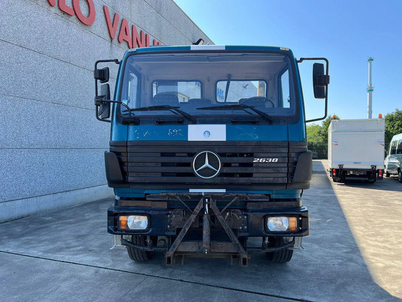 Mercedes-Benz SK 2638 V8 Ex-politie voertuig - Hákový nosič kontajnerov: obrázok 2 Mercedes-Benz SK 2638 V8 Ex-politie voertuig - Hákový nosič kontajnerov: obrázok 2