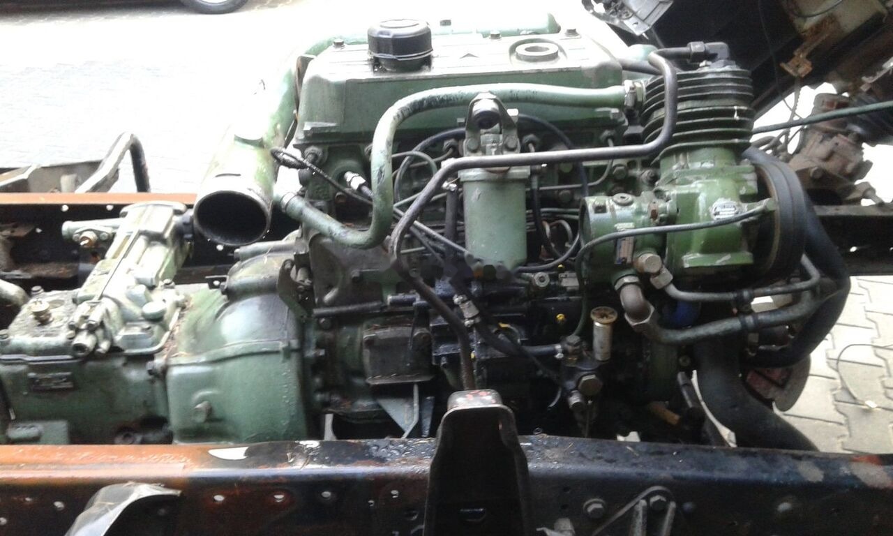 Mercedes-Benz OM364 4.0 D - Motor pre Nákladné auto: obrázok 2 Mercedes-Benz OM364 4.0 D - Motor pre Nákladné auto: obrázok 2