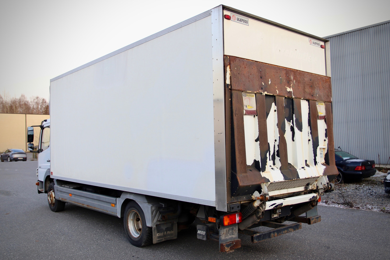 MERCEDES-BENZ Attego - Skříňový nákladní auto: obrázok 3 MERCEDES-BENZ Attego - Skříňový nákladní auto: obrázok 3