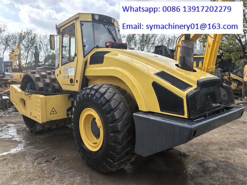 Bomag BW226DH-4 - Kompaktor: obrázok 3 Bomag BW226DH-4 - Kompaktor: obrázok 3