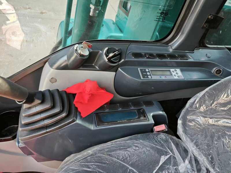 Kobelco SK75 - Mini rýpadlo: obrázok 3 Kobelco SK75 - Mini rýpadlo: obrázok 3