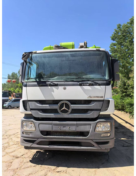 Mercedes-Benz Actros - Stacionárne čerpadlo betónu: obrázok 5 Mercedes-Benz Actros - Stacionárne čerpadlo betónu: obrázok 5