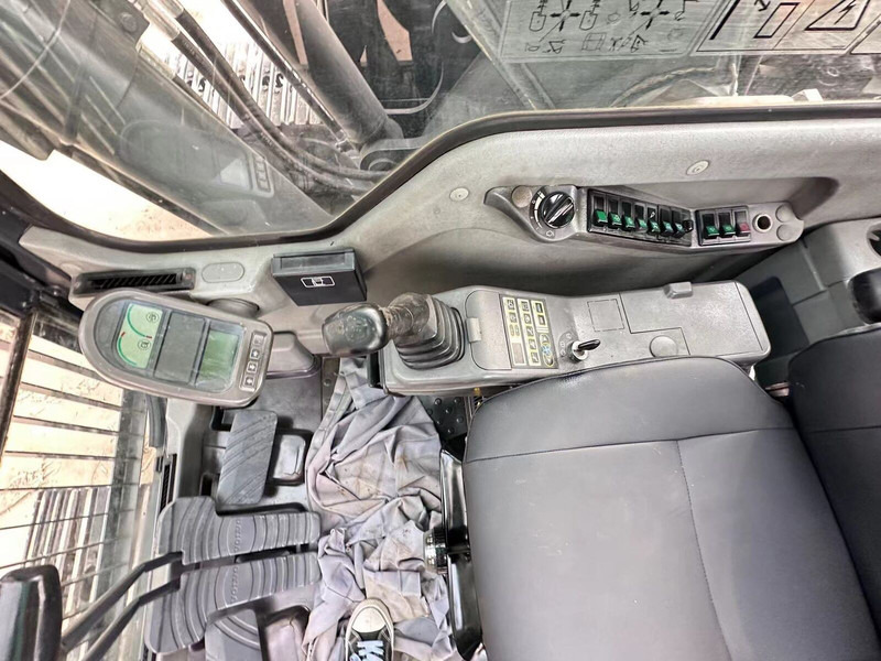 Volvo EC210DL - Pásové rýpadlo: obrázok 5 Volvo EC210DL - Pásové rýpadlo: obrázok 5