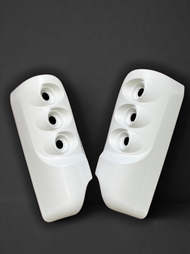 Zderzak, narożnik tylny prawy NEOPLAN TOURLINER NEOPLAN TOURLINER - Karoséria a exteriér pre Autobus: obrázok 4 Zderzak, narożnik tylny prawy NEOPLAN TOURLINER NEOPLAN TOURLINER - Karoséria a exteriér pre Autobus: obrázok 4